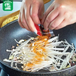 Stir-fried instant noodle with Enoki
